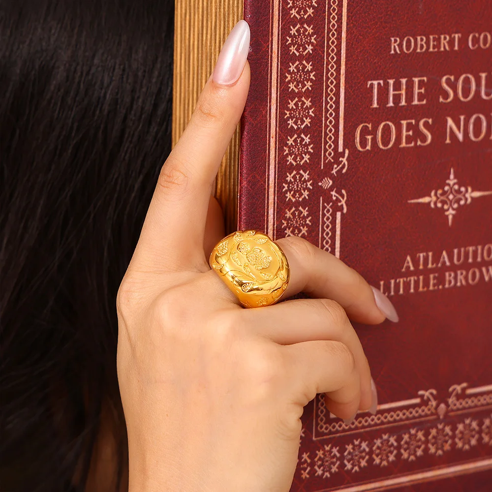 خاتم من الفولاذ المقاوم للصدأ مطلي بالذهب للنساء ، خواتم أنيقة بنسيج الزهور ، مجوهرات ساحرة مبالغ فيها ، بيع بالجملة - الصورة 4