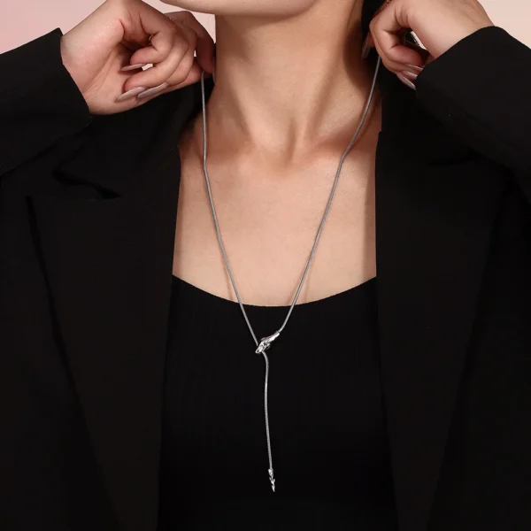 ⁦Long Pendant Chic Necklace Stainless Steel Sweater Chain for Women Snake Pendant Charm Waterproof Jewelry Wholesale⁩ - الصورة ⁦2⁩