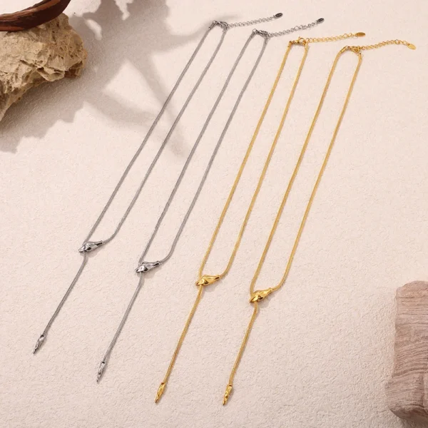 ⁦Long Pendant Chic Necklace Stainless Steel Sweater Chain for Women Snake Pendant Charm Waterproof Jewelry Wholesale⁩ - الصورة ⁦5⁩