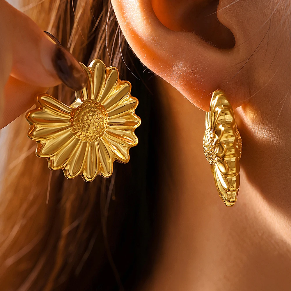 أقراط على شكل زهرة مصيدة للعين للنساء ، أقراط أذن من الفولاذ المقاوم للصدأ ، مقاومة للماء ، مطلية بالذهب ، هدايا مجوهرات فاخرة ، بيع بالجملة